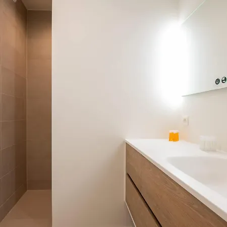 아파트 Exquisit With The Beautiful Views